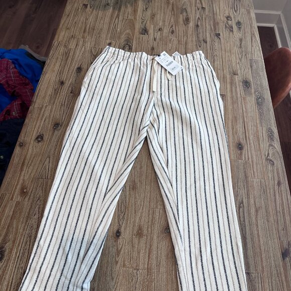 NWT - Zara - Large - Linen Pants - Stripe Cream Colored Pants - Picture 4 of 7